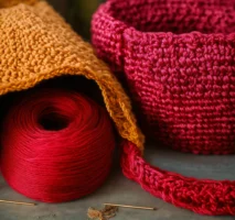 Dit is een fluweelachtige weefsel van mohair. (4)