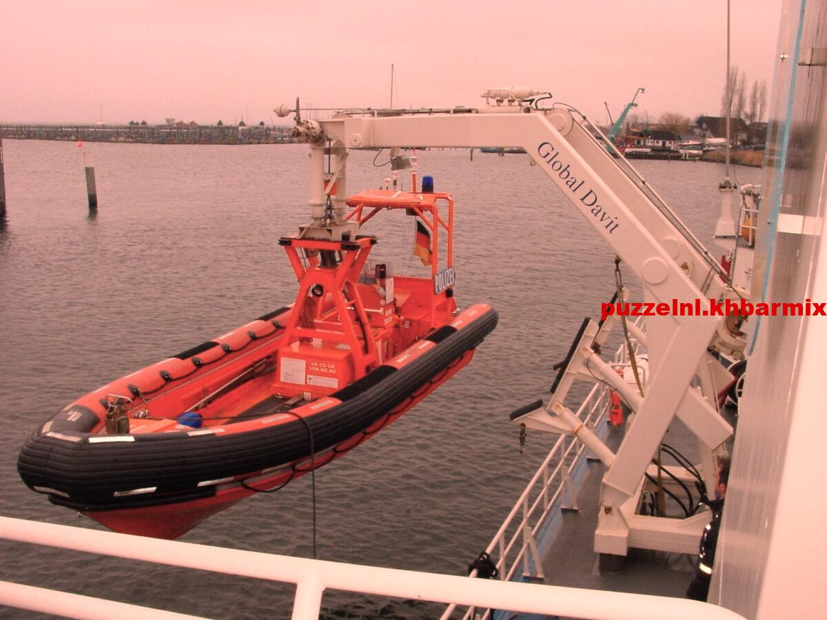 Klinkt als een reuzendoder maar hangt voortdurend op het dek rond (5)