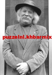 welke-zanger-vond-het-moeilijk-bescheiden-te-blijven-210x300 welke zanger vond het moeilijk bescheiden te blijven?