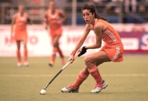 Deze oud-hockeyster heeft een relatie met Sven Kramer (5.3.2) letters