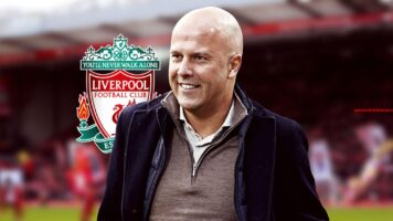 Liverpool-coach die ploeg naar kop van Premier League en CL loodste. (4)