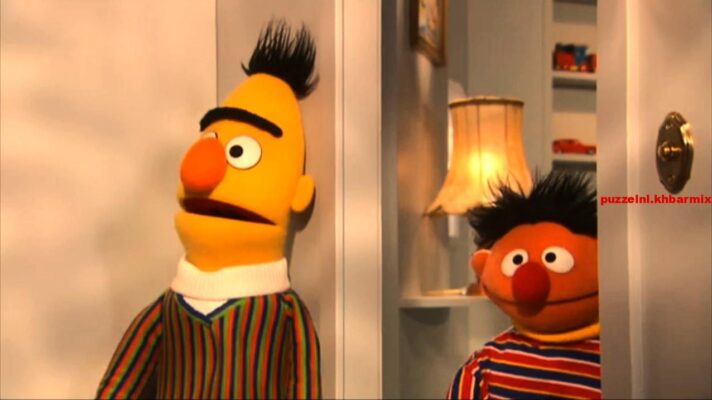 Aan welke figuur in Sesamstraat geeft Paul Haenen zijn stem (4)