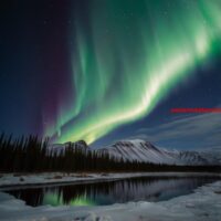 Hoe noem je het sprookjesachtige natuurverschijnsel van poollicht dat lijkt te dansen ook wel?