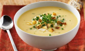 Vloeibaar nagerecht dat helaas bereid is met poeder uit een zakje (13)