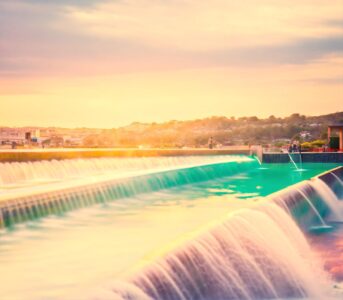 Turkse plaats bekend van haar bijzondere witte kalkterrassen