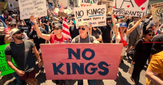 Omdat deze bedreigd worden vonden er in veel Amerikaanse steden No Kings-protesten plaats