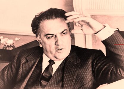 Wie was de regisseur van ‘La Dolce Vita’ (8.7) letters