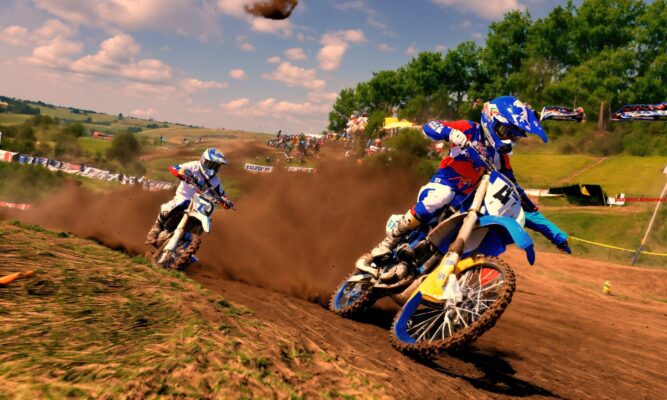 Belangrijke wedstrijd in autoracen of motorcross (5.4) letters