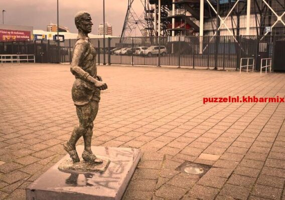 Feyenoord-icoon wiens standbeeld voor de Kuip staat (6) letters