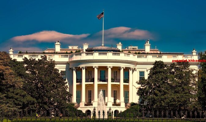 Hoe heet de ambtswoning van de Amerikaanse president (5.4) letters