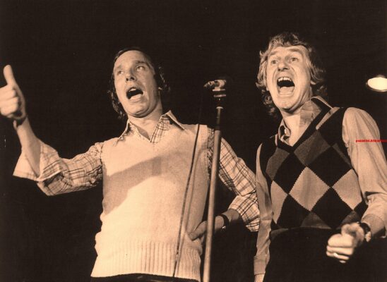 Cabaretgroep waar Gerard Cox (+ 13-9) zich in 1966 bij aansloot (7) letters