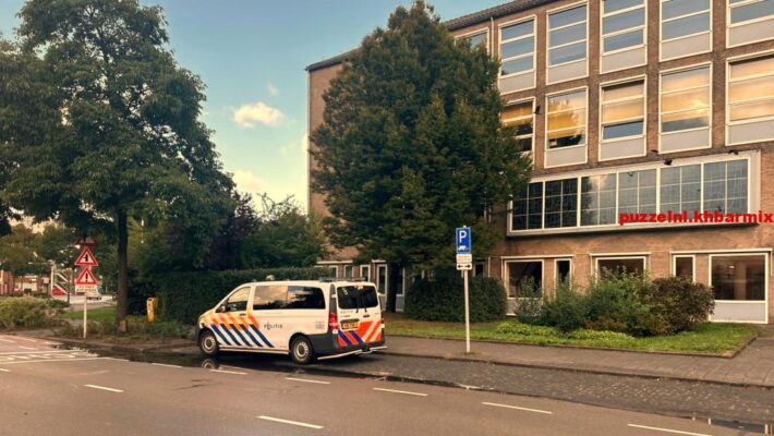 Deze vorm van extreme agressie onder groepen jongeren leidde afgelopen vrijdag tot schoolsluiting in Beverwijk (6) letters