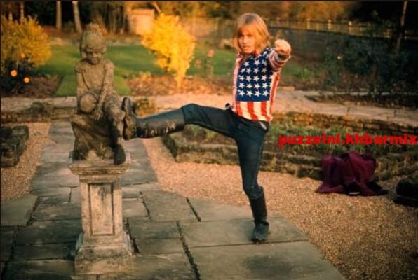 Dit Rolling Stoneslid werd in 1969 dood in zijn zwembad gevonden. (10)