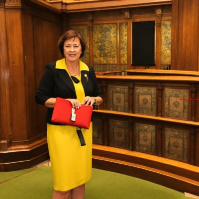 Een stukje stof van 69 cm als omslag aan mijn jas. (5) letters