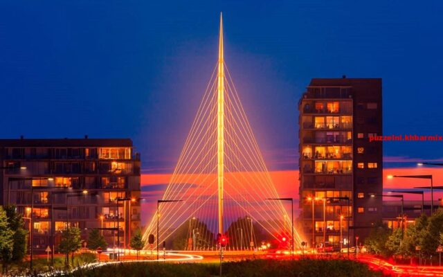 Een van de drie Calatravabruggen in de Haarlemmermeer. (6) letters