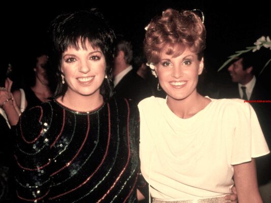 Hoe heet de moeder van Liza Minnelli (4.7) letters