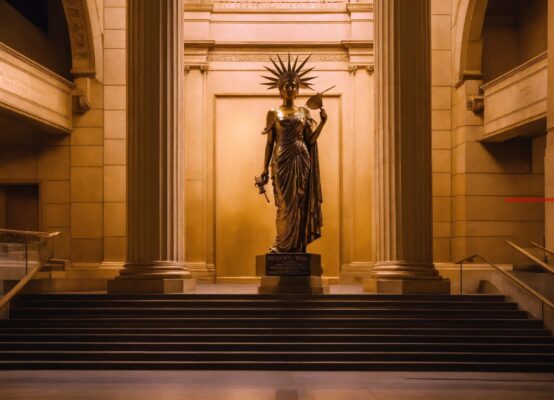 Wat is in de Noordse mythologie de woonplaats van de voornaamste goden (6)