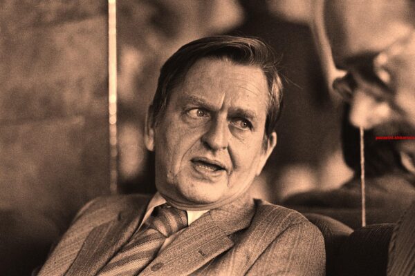 Zweedse politicus die in 1986 door onbekenden werd vermoord. (5) letters