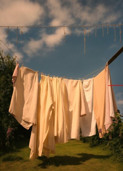 Het is nat, en toch is je jas droog (4,3) letters