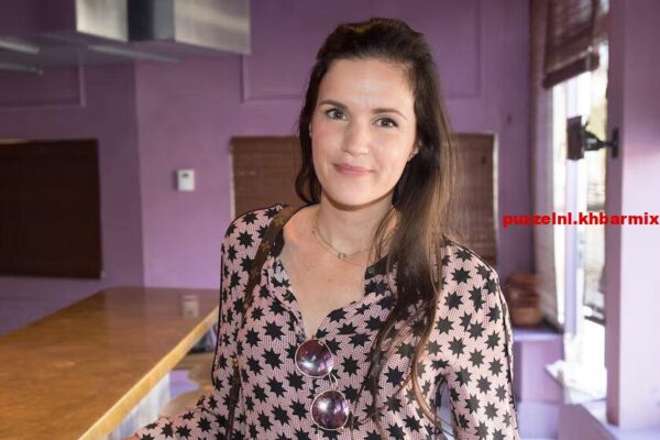 Zij speelde in GTST de rol van Riks vriendin Yvon Terstal (7,8) letters