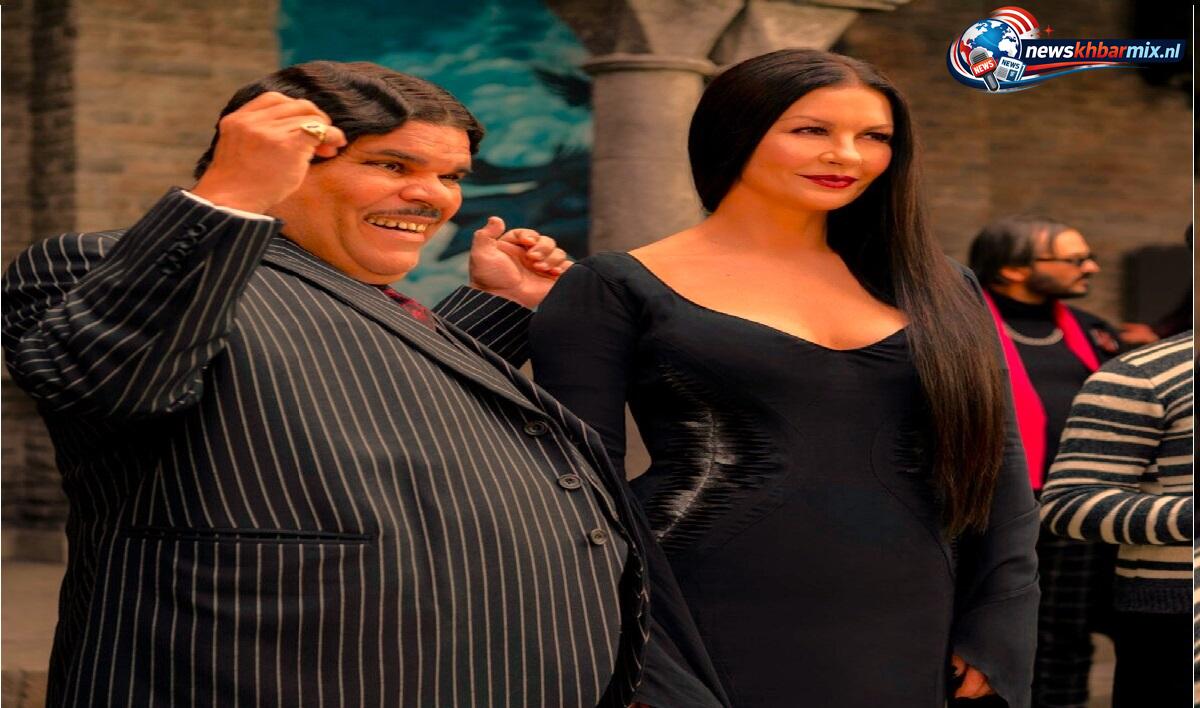 Hoe heet de moeder van Wednesday Addams (8) letters