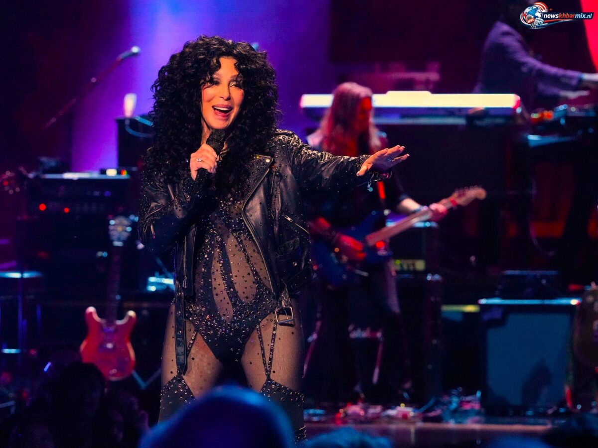 Wie zong 'If l could turn back time' (4)