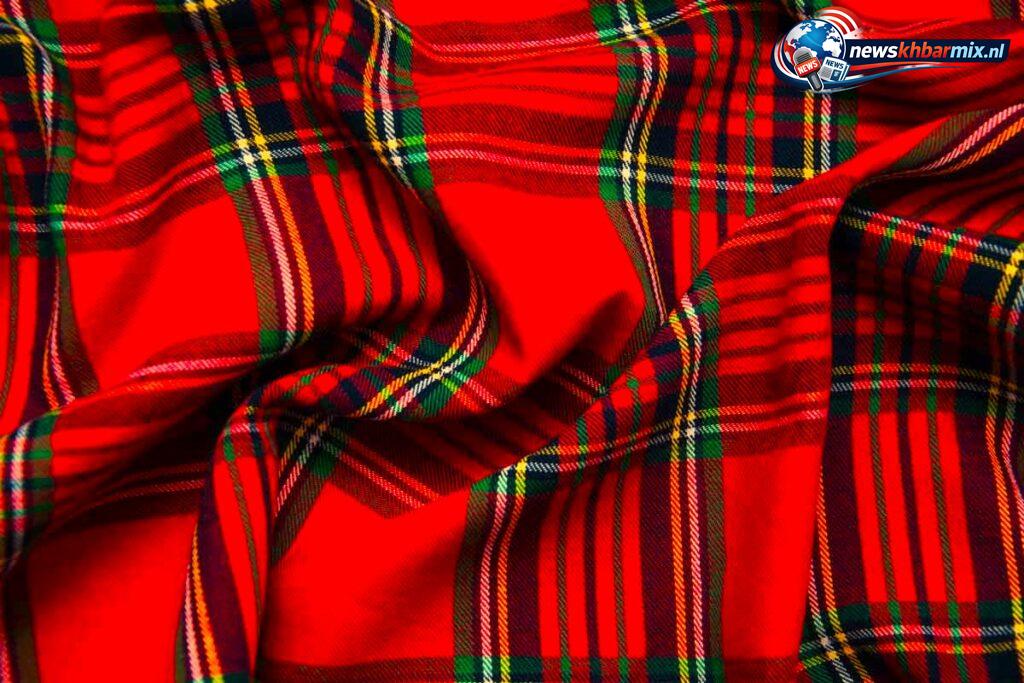 Geruite wollen stof waarvan Schotse kilts gemaakt worden (6)