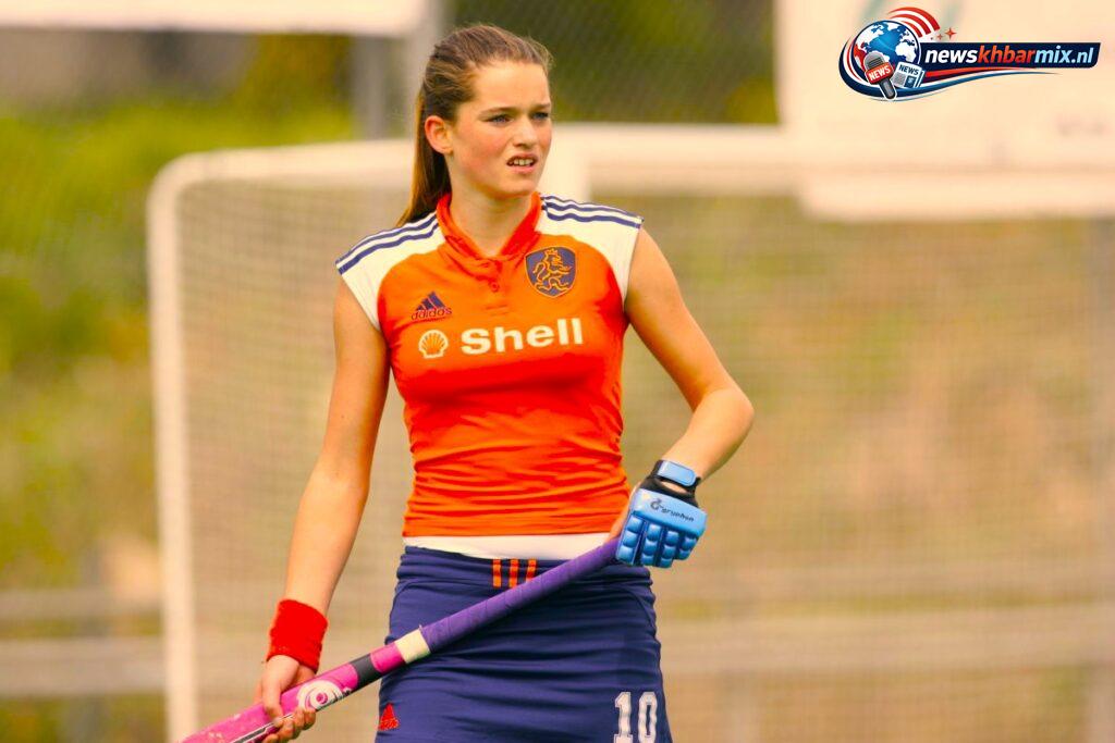 Deze-spits-van-het-Nederlands-hockeyelftal-debuteerde-in-2008-voor-Oranje.-12-letters-1024x683 Deze spits van het Nederlands hockeyelftal debuteerde in 2008 voor Oranje. (12) letters?