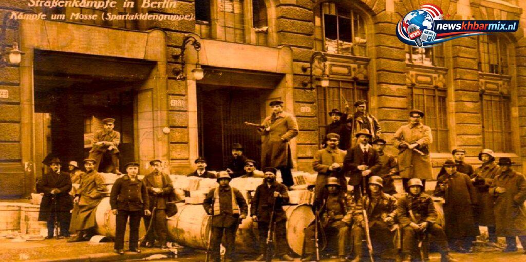 Stad waarnaar de Duitse republiek is vernoemd die bestond van 1918 tot 1933. (6)
