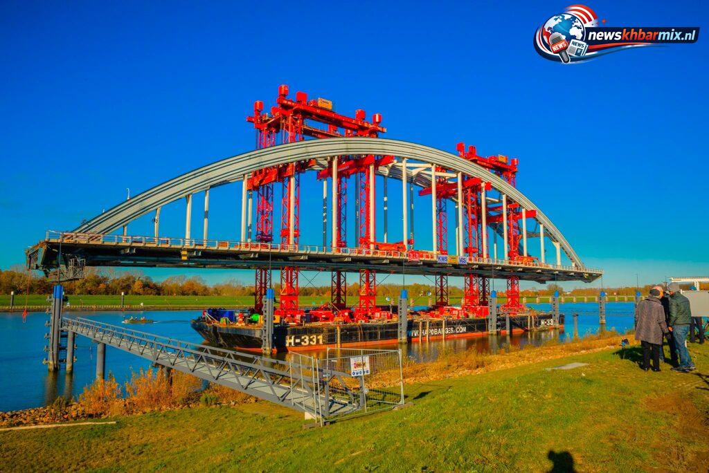 Welke Utrechtse plaats is bekend vanwege de Lekbrug (6)