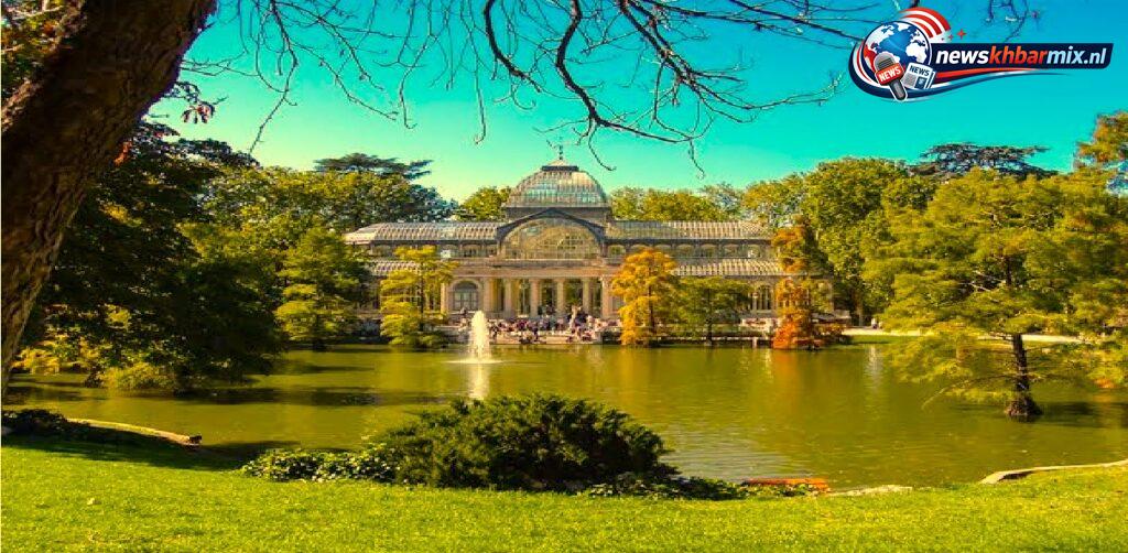 Hoe heet het sfeervolle, levendige stadspark in Madrid (2,6)