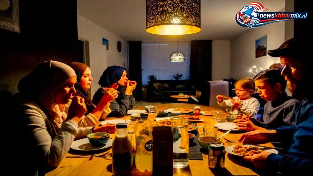 Hoe heet de maaltijd die tijdens de ramadan na zonsondergang wordt genuttigd (5)