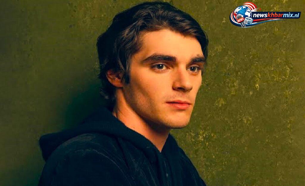 RJ Mitte – Breaking Bad